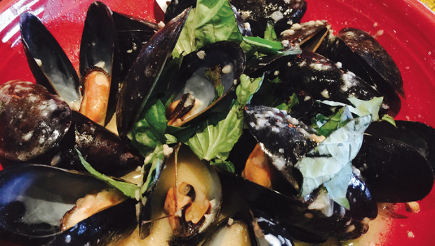 sauteed-mussels
